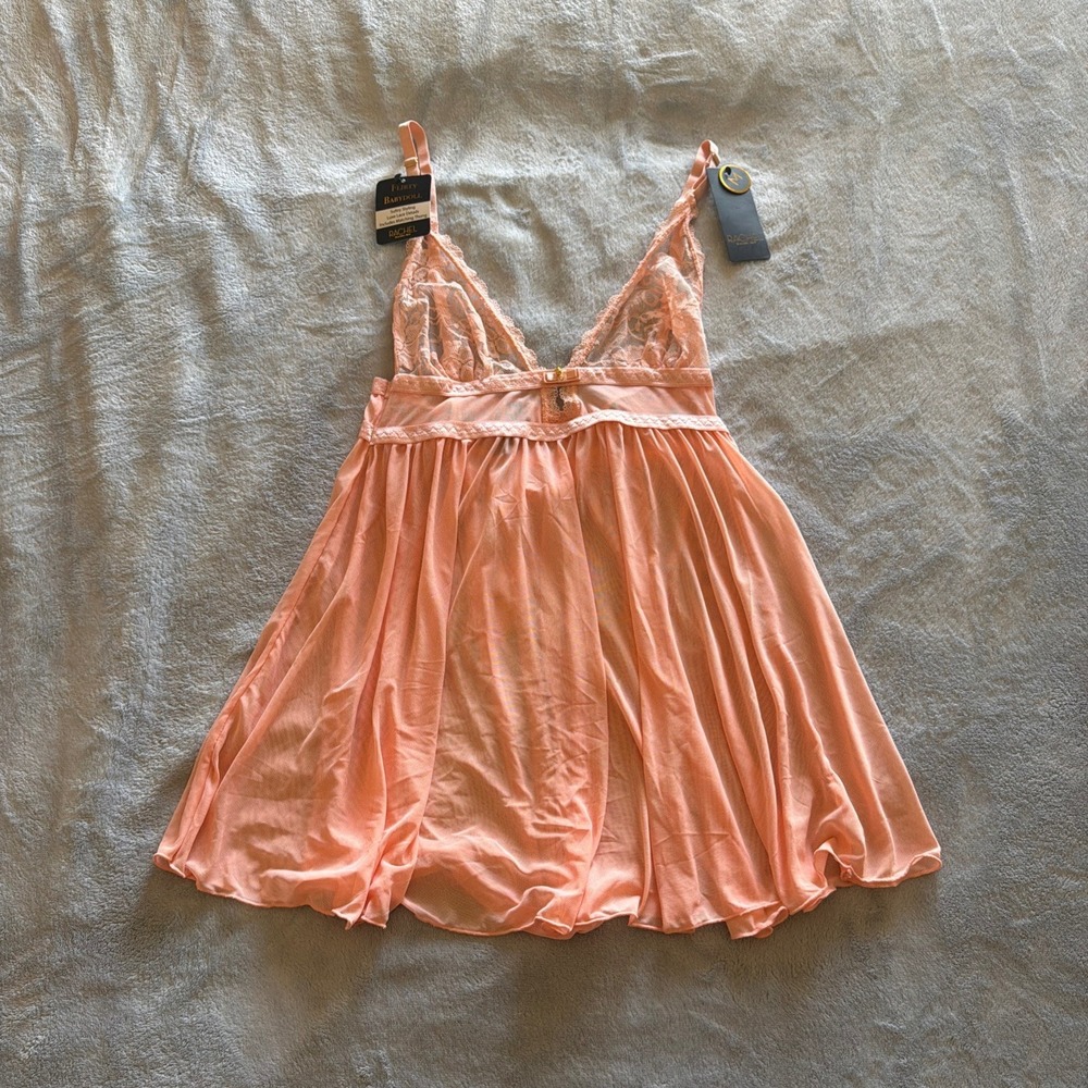 Rachel Roy Flirty Babydoll Lingerie Set Lace Peach Size M NWT - D217